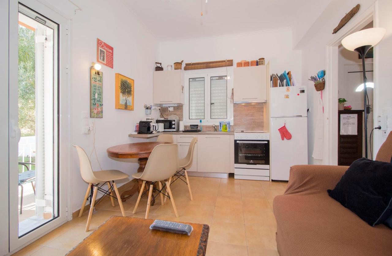 Laconian Collection Mavrovouni Beach House Gytheio Exterior foto