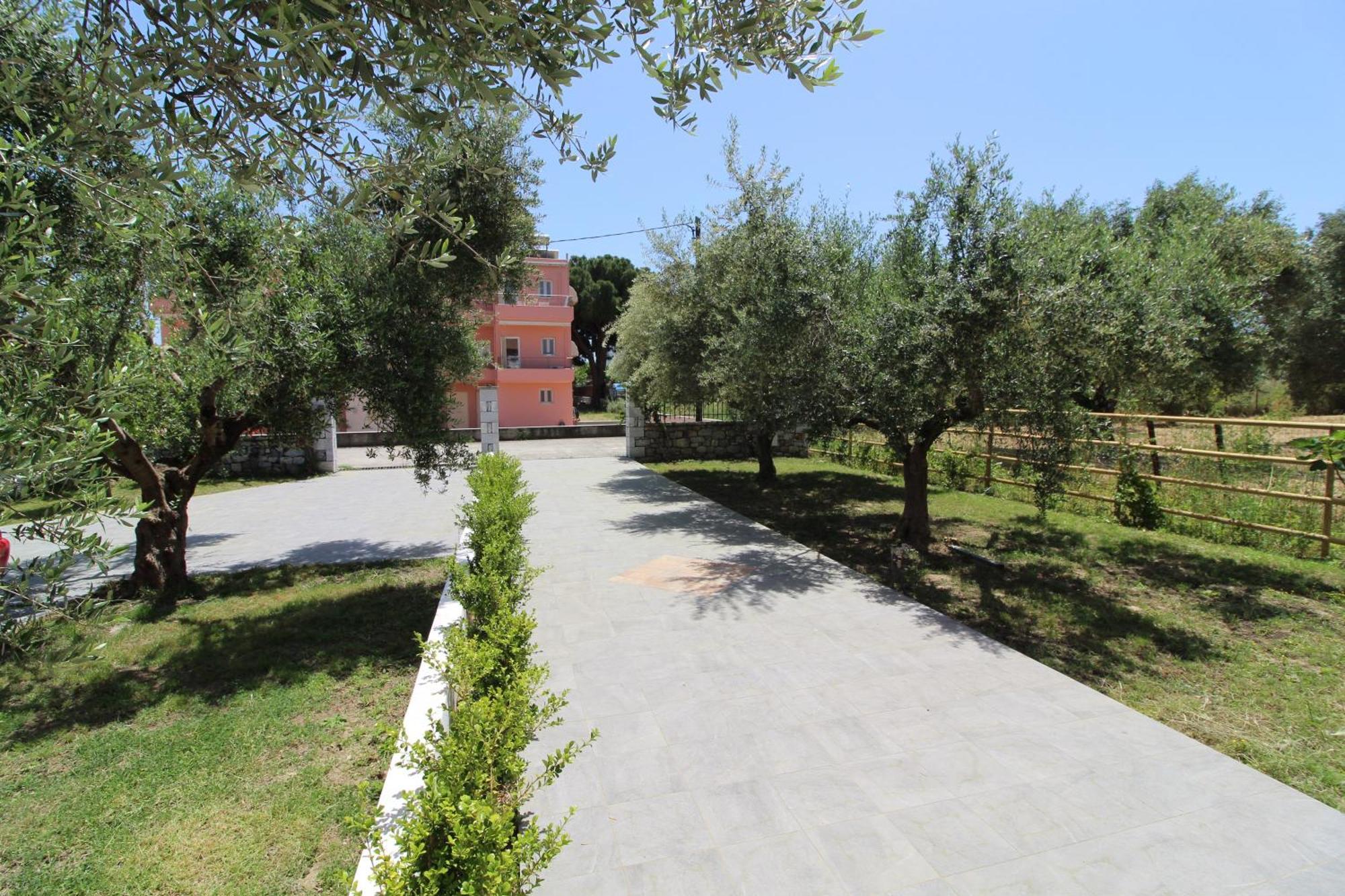 Laconian Collection Mavrovouni Beach House Gytheio Exterior foto